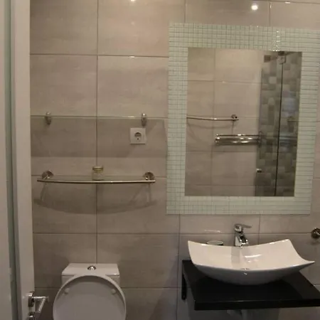 Διαμέρισμα Charming 3-bed In