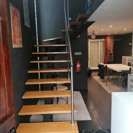 Charming 3-bed In Διαμέρισμα *